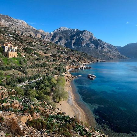 Secret Paradise Beach Villa Skaliá Екстериор снимка