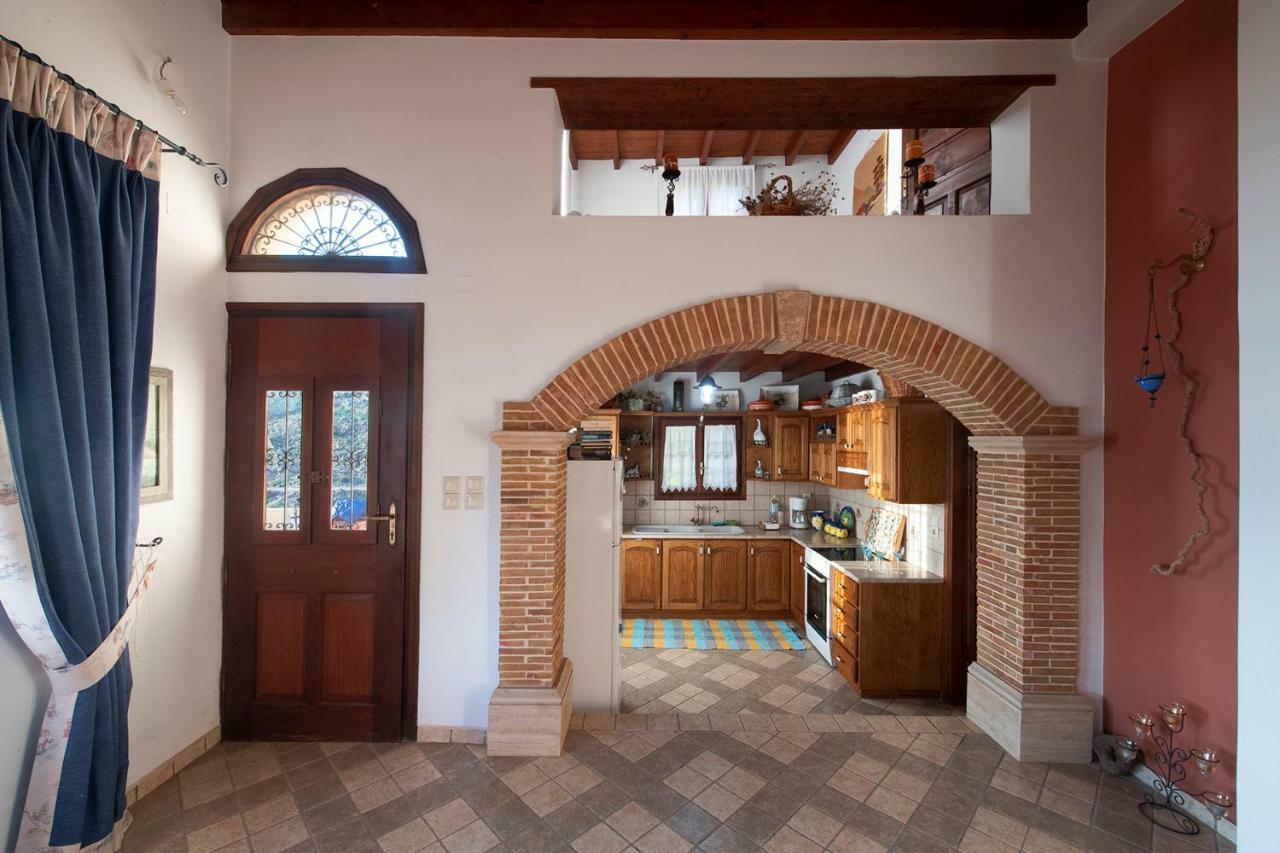 Secret Paradise Beach Villa Skaliá Екстериор снимка