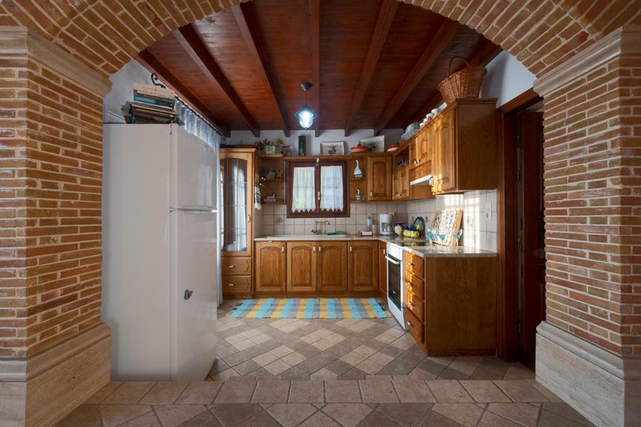 Secret Paradise Beach Villa Skaliá Екстериор снимка